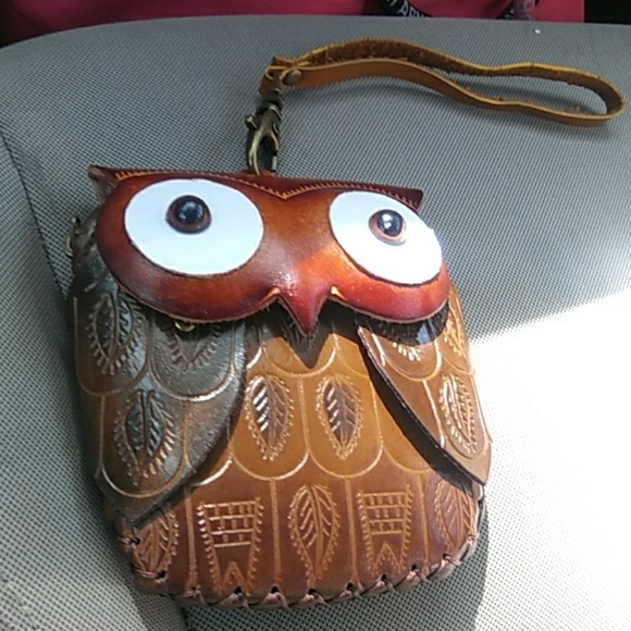 Handbags - Cute owl wristlet